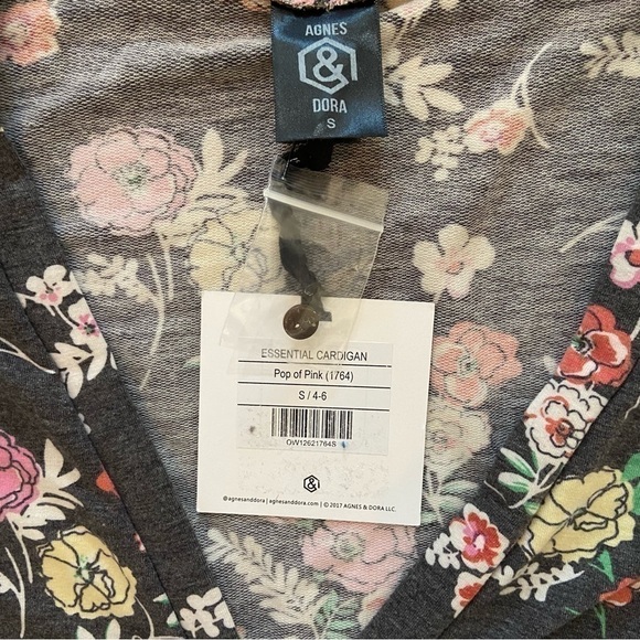 Agnes & Dora™ Essential Cardigan Pop of Pink Size S (4/6) Lightweight Floral - Picture 8 of 13